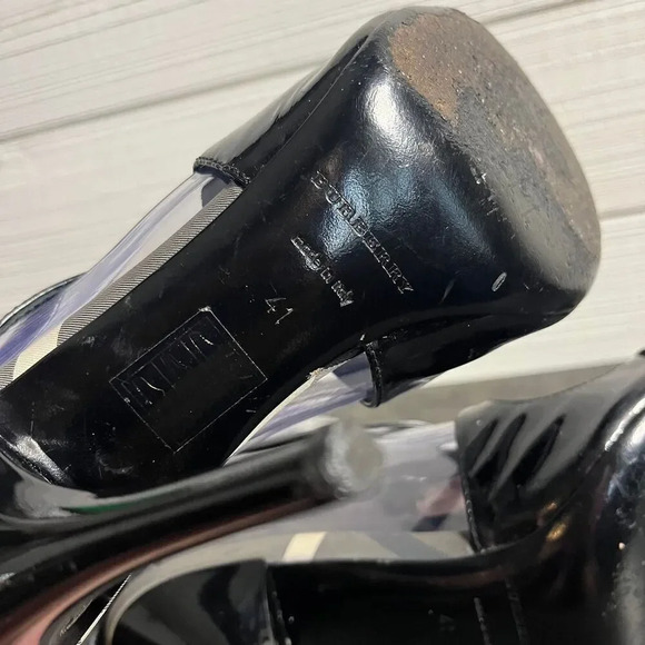 burberry patent leather slingback heels - Picture 8 of 8